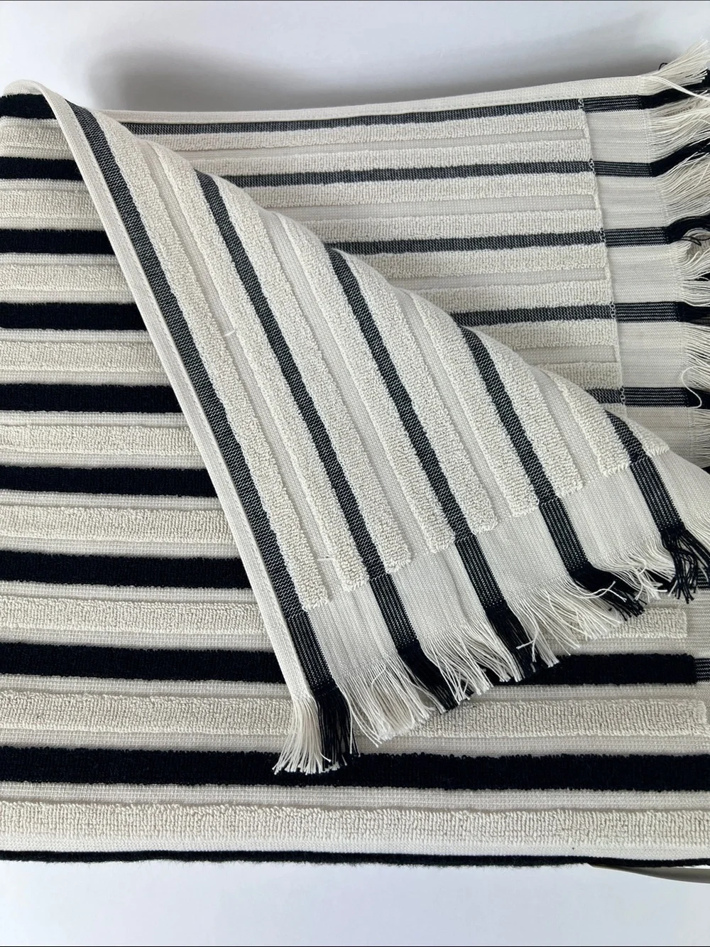 Bianca Bath Towel Set Striped Black & Cream with Fringe Made in Portugal 2pc NEW